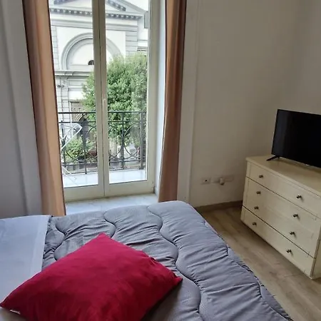 Casa House 381-2